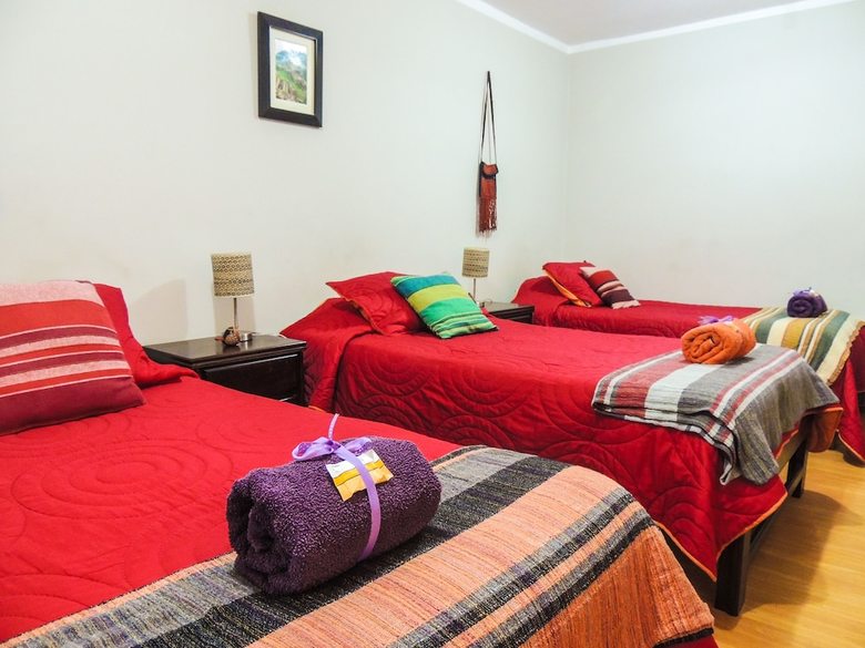 Pier 242 Miraflores B&B