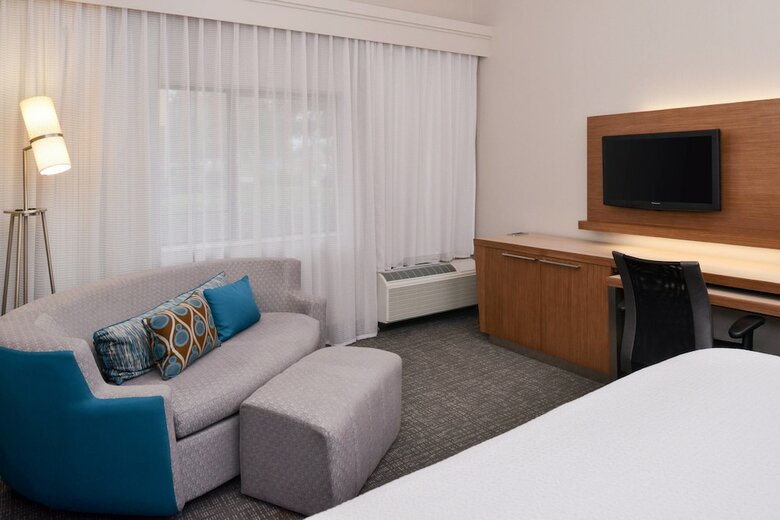 Hotel Courtyard By Marriott Beaumont