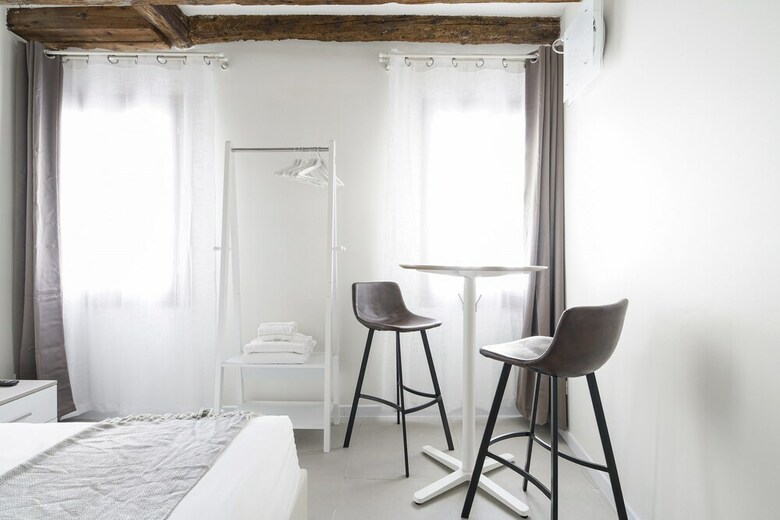Accademia Charm Apartments