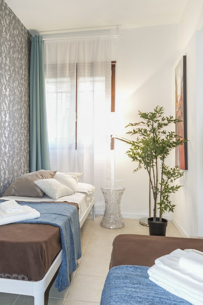 Accademia Charm Apartments