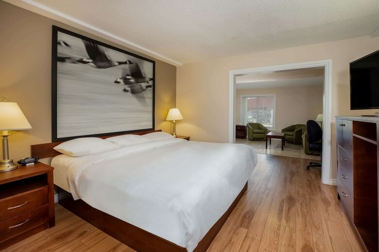 Hotel Super 8 By Wyndham Smoky Lake