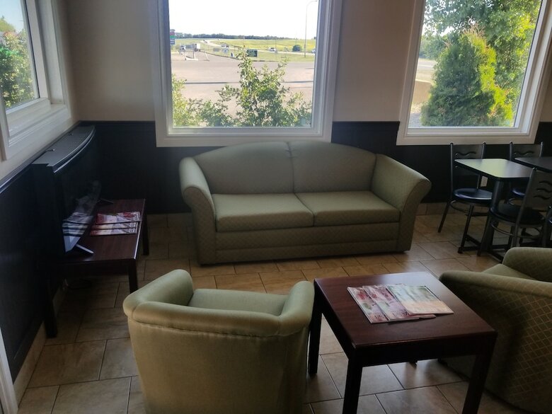 Hotel Super 8 By Wyndham Smoky Lake