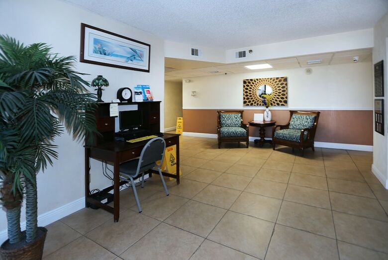 Hotel Tropic Sun Towers By Capital Vacations