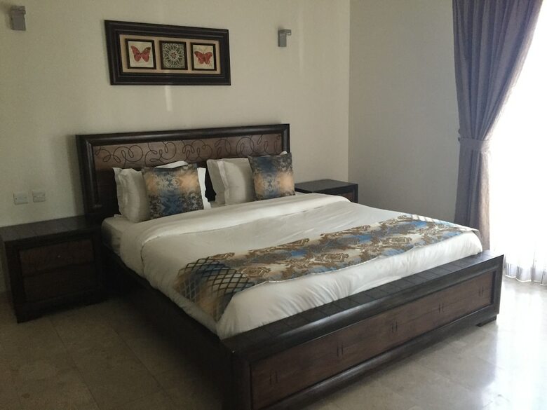Le Sifah Resort Apartments