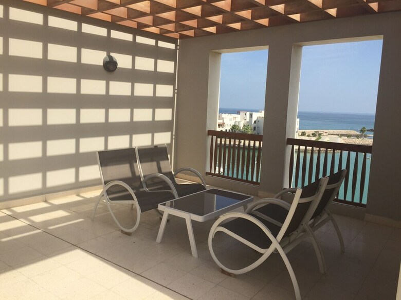 Le Sifah Resort Apartments
