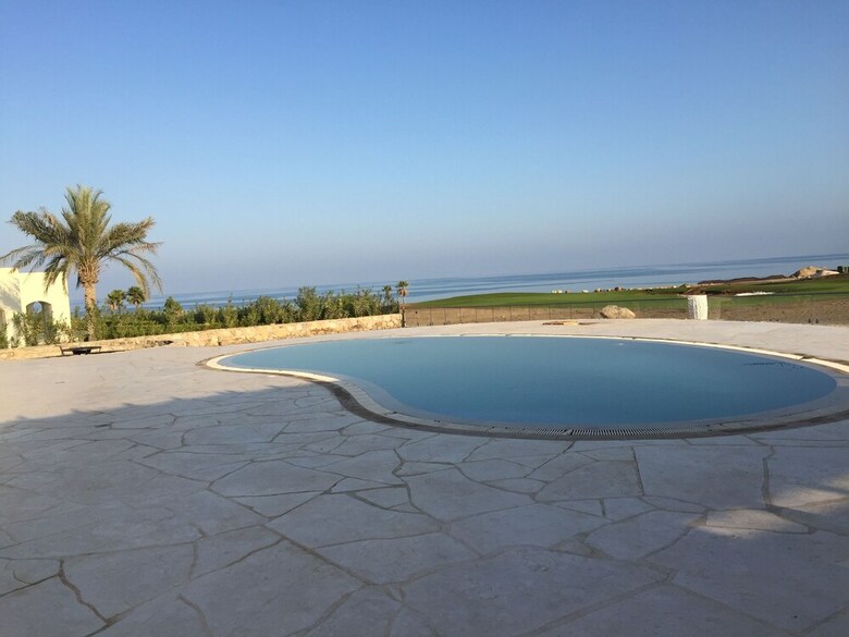 Le Sifah Resort Apartments
