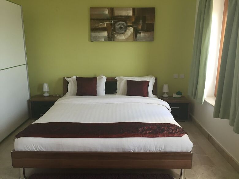 Le Sifah Resort Apartments