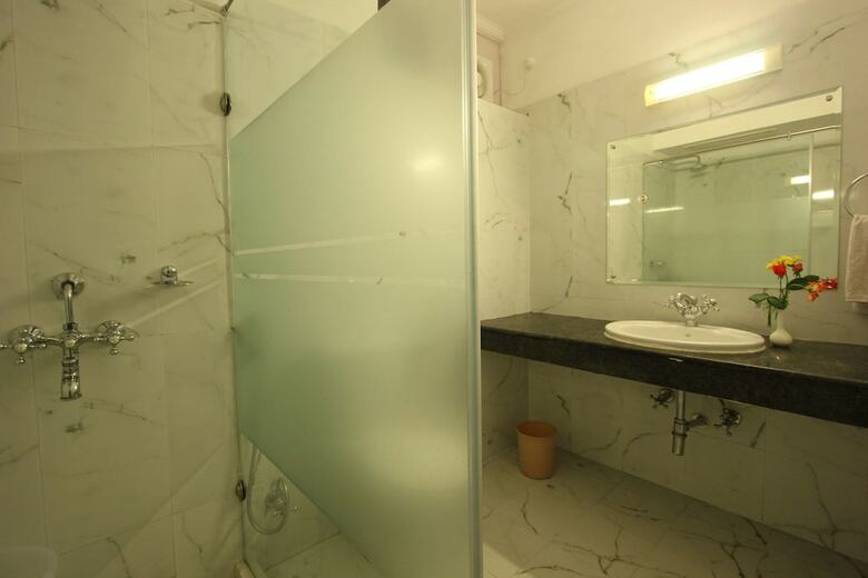 Hotel Golden Tulip Manali