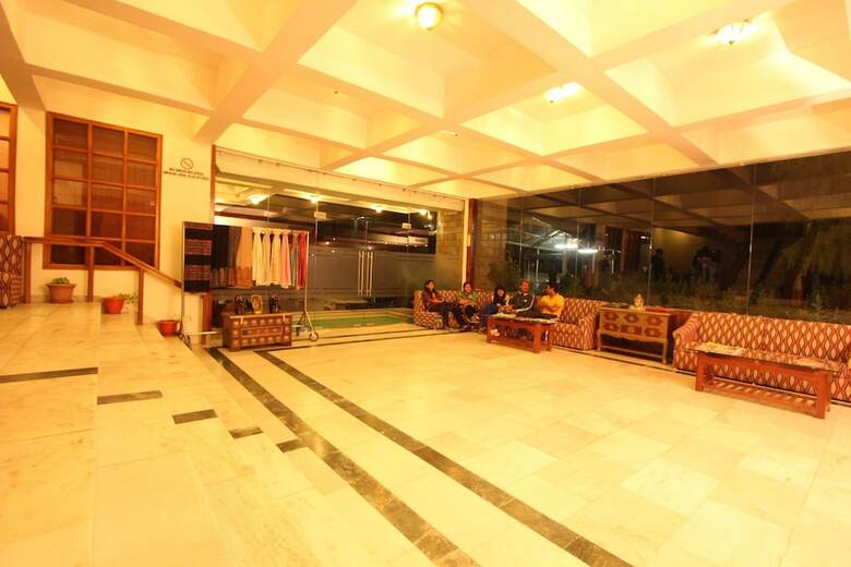 Hotel Golden Tulip Manali