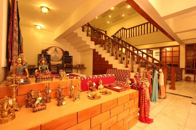 Hotel Golden Tulip Manali