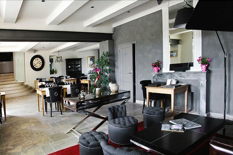 Hotel Le Pre Du Moulin