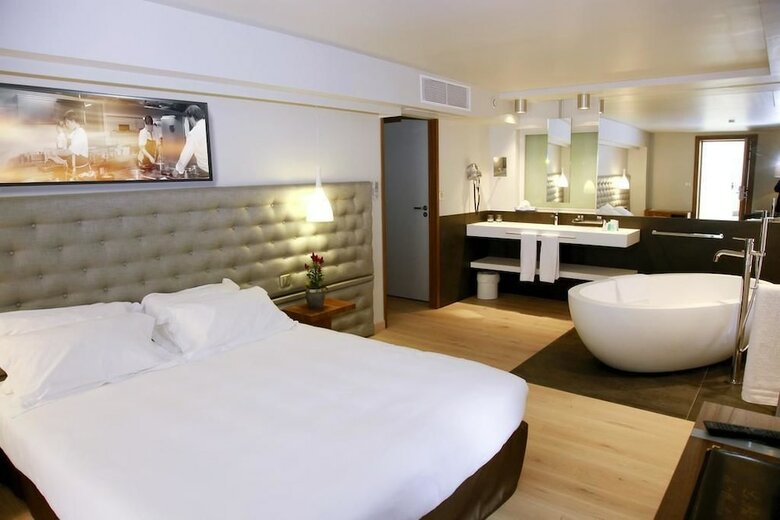 Hotel Le Pre Du Moulin