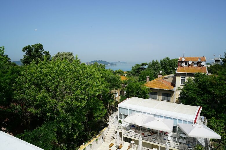 Buyukada Cankaya Hotel
