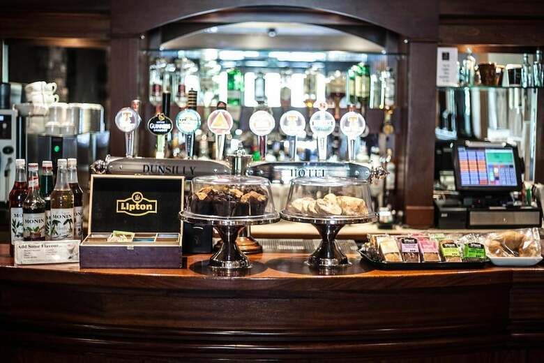Dunsilly Hotel