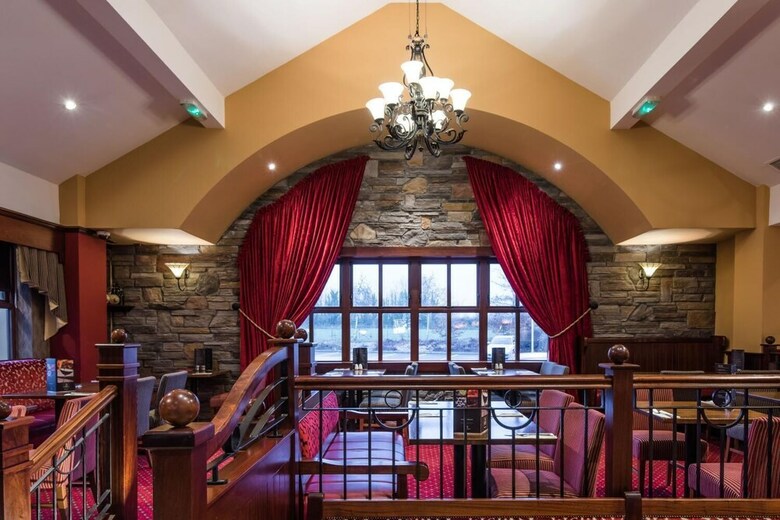 Dunsilly Hotel