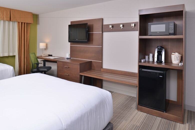 Hotel Holiday Inn Express And Suites Stevens Point