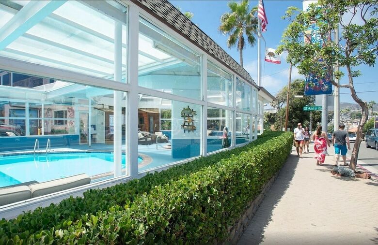 Hotel Laguna Riviera