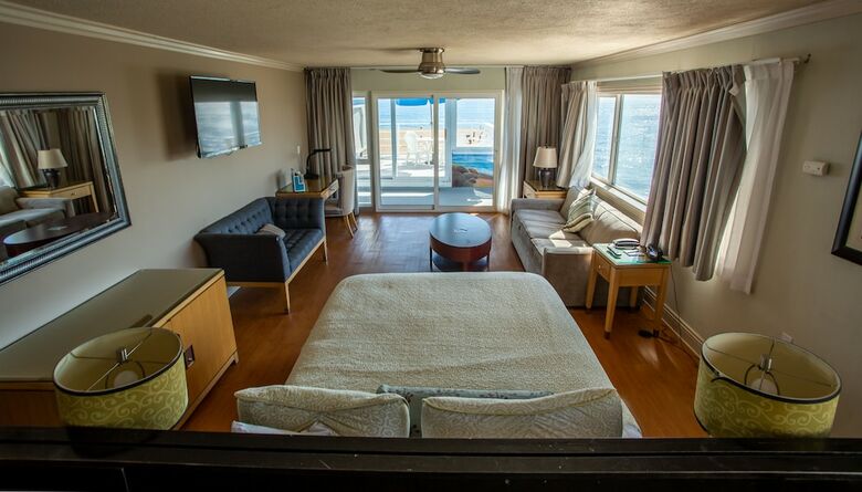 Hotel Laguna Riviera