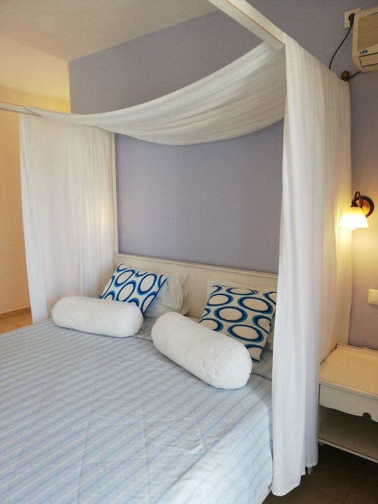 Astra Village Hotel Suites