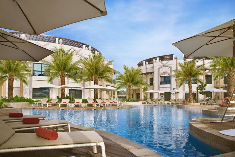 Hotel Al Ain Rotana