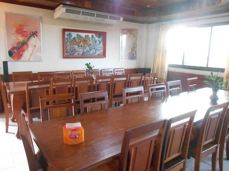 Sisavath Hotel