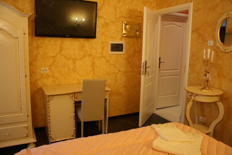 Hotel Pope's Suites