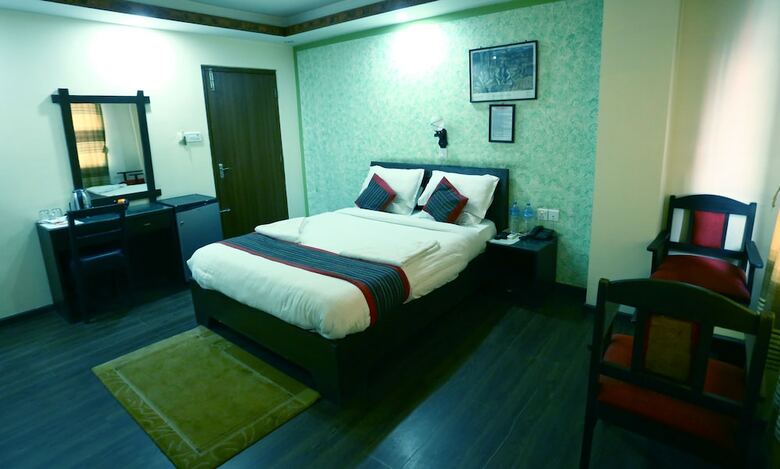 Alpine Hotel & Apartment