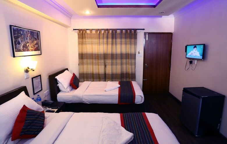 Alpine Hotel & Apartment