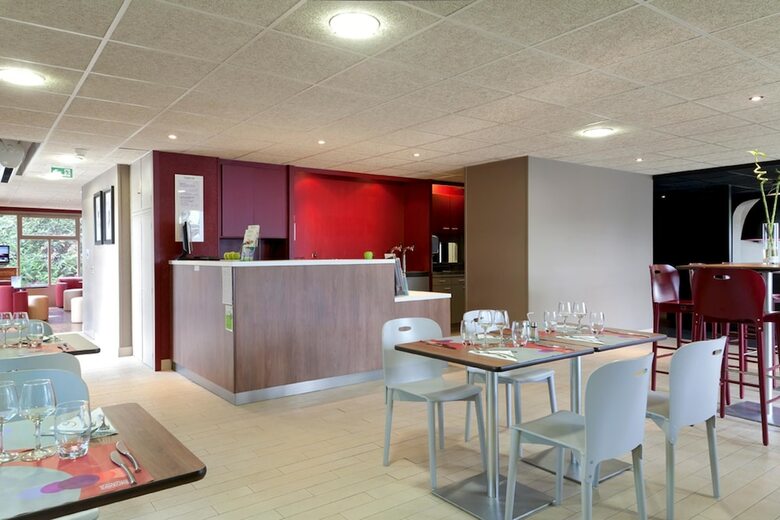 Hotel Campanile Montelimar - Les Tourrettes