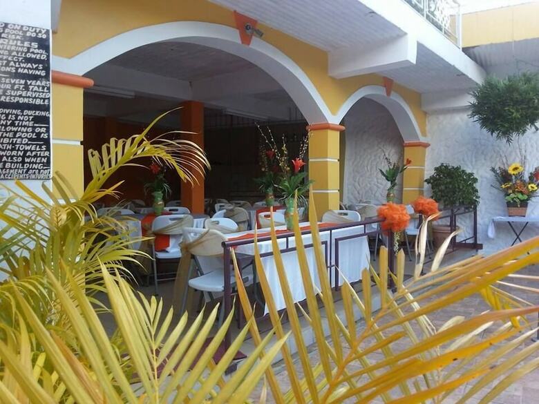 Hotel La Mamre Guest House