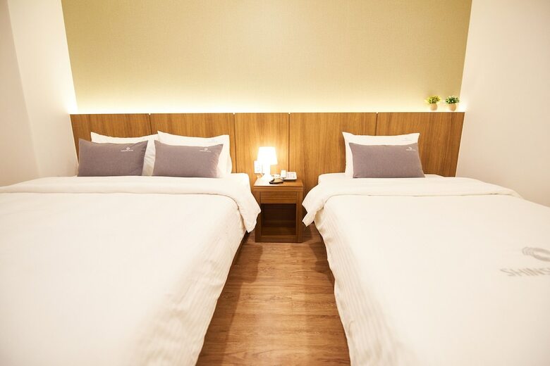 Shin Shin Hotel
