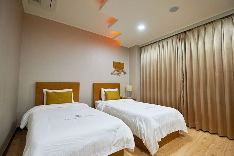 Shin Shin Hotel
