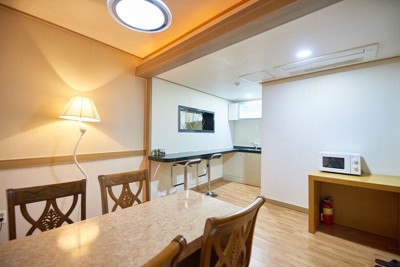 Shin Shin Hotel