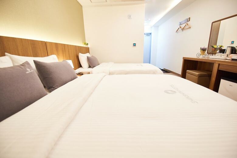 Shin Shin Hotel