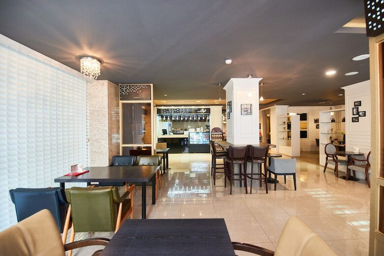 Shin Shin Hotel