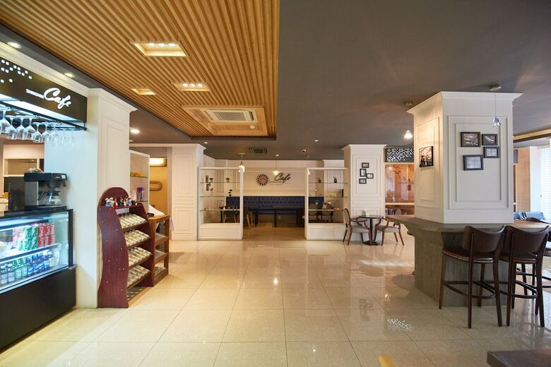 Shin Shin Hotel