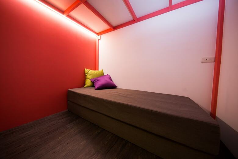 Sleepbox Hotel-ximen