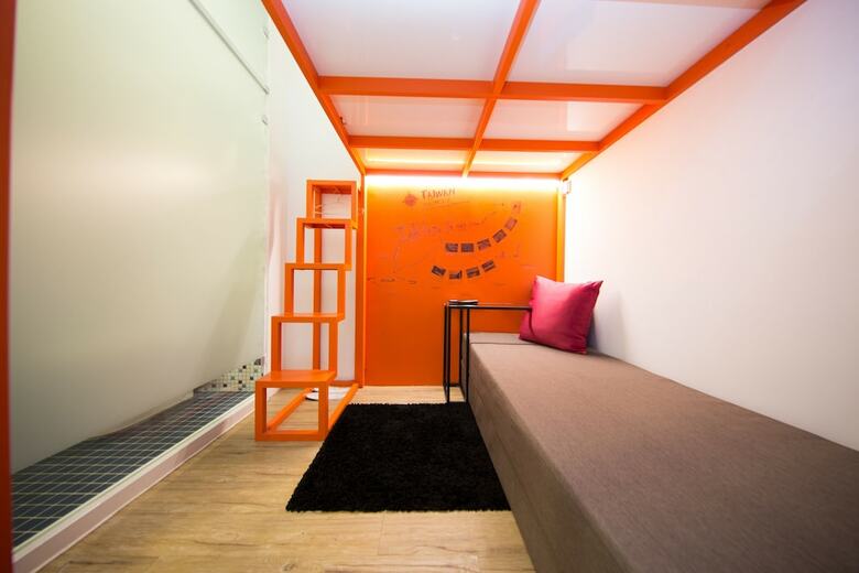 Sleepbox Hotel-ximen