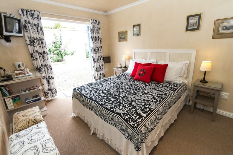 Bed & Breakfast Cornerway House