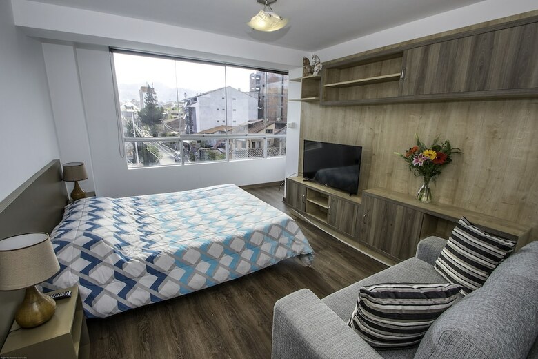 Apartamentos Terra Nostra Suites