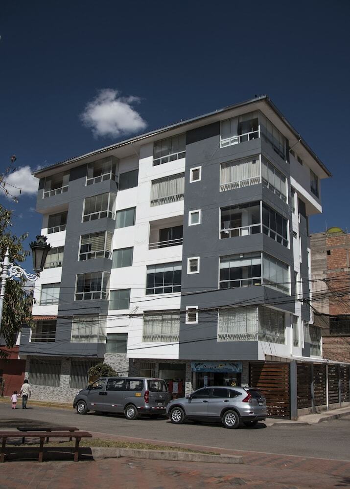 Apartamentos Terra Nostra Suites