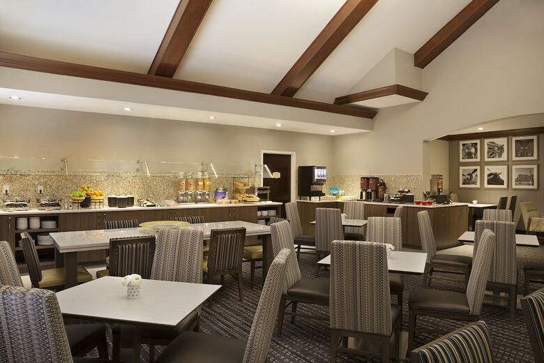 Hotel Residence Inn By Marriott Toronto Airport