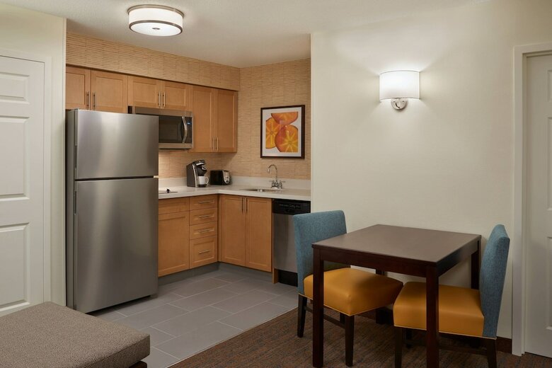 Hotel Residence Inn By Marriott Toronto Airport