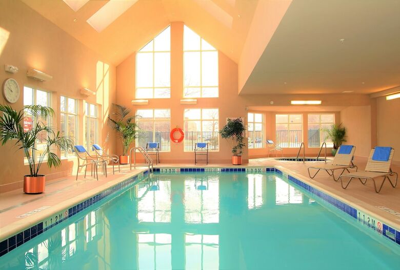 Hotel Residence Inn By Marriott Toronto Airport