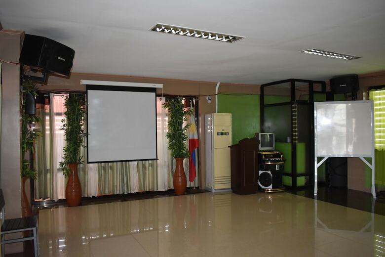 Nikita's Place Hotel