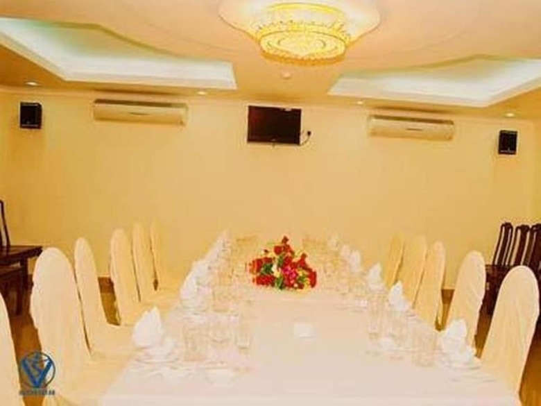 Hotel Nha Khach Tien Giang