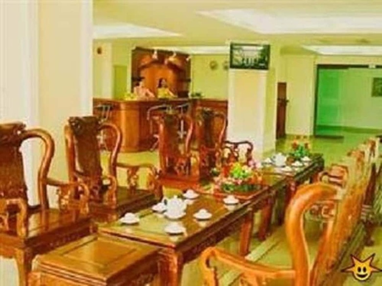 Hotel Nha Khach Tien Giang
