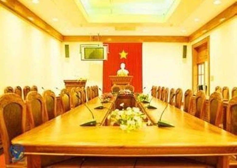 Hotel Nha Khach Tien Giang