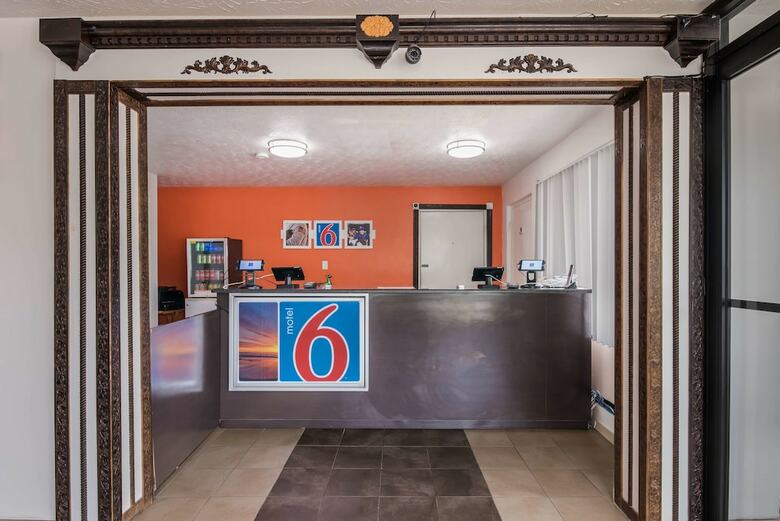 Motel 6 Attalla, Al