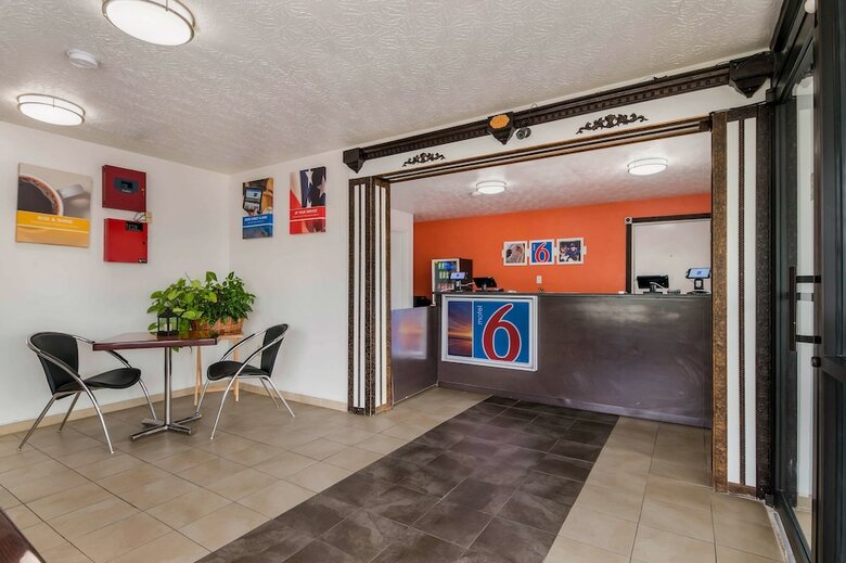 Motel 6 Attalla, Al
